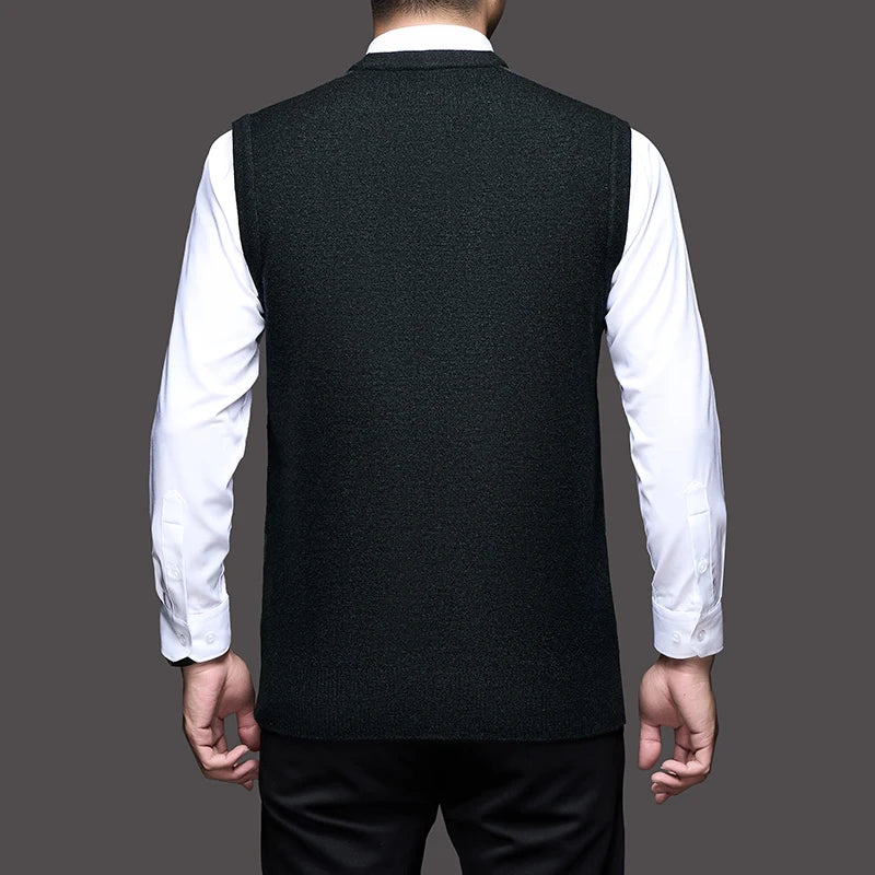Men's Argyle Knit Jumper Vest with V-Neck and Ribbed Trim