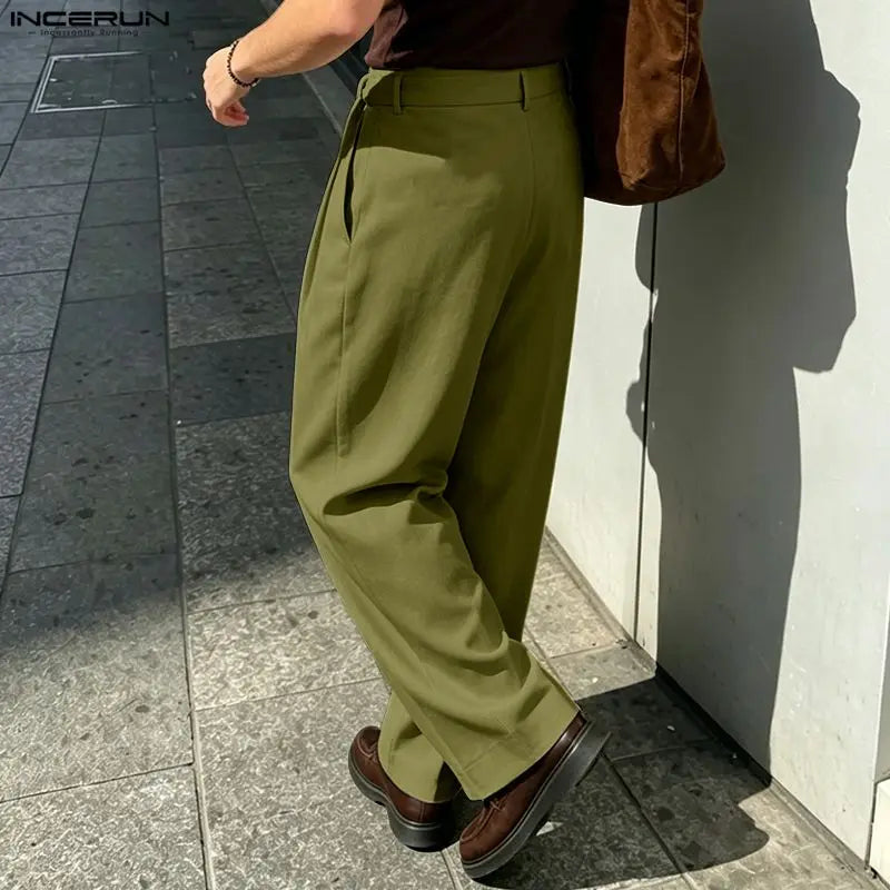 Men's Wide Leg Pleated Trousers with Belt Loops
