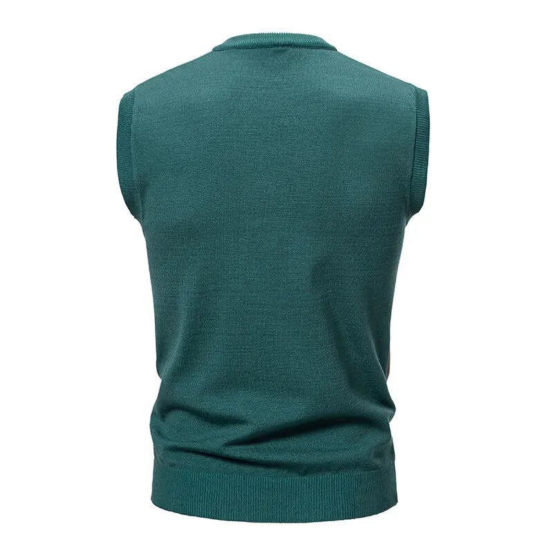 Men's Argyle Knit Sweater Vest with V-Neck Pattern