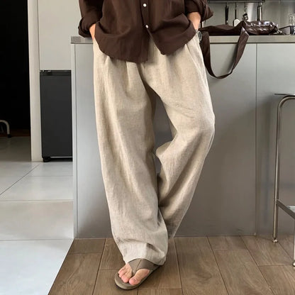 Men's Loose Fit Wide Leg Trousers with Pleated Front