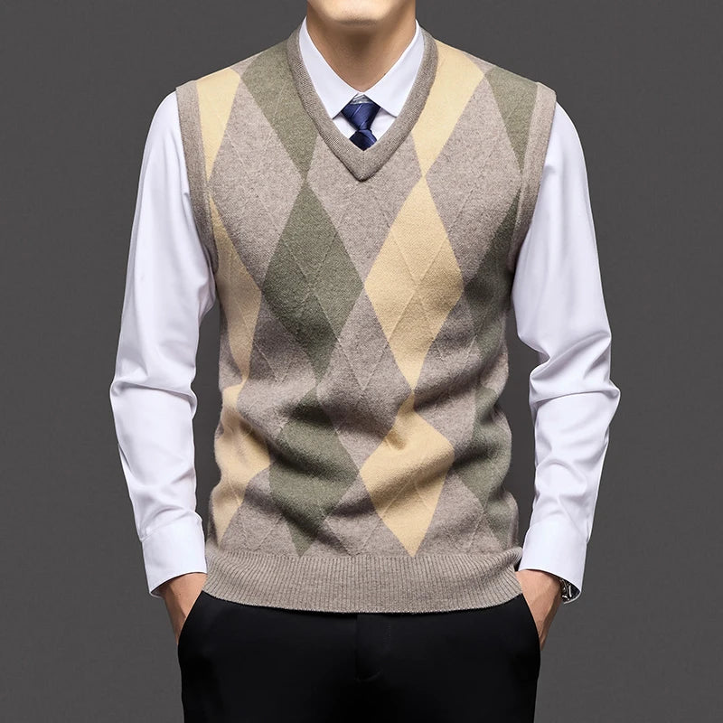 Men's Argyle Knit Jumper Vest with V-Neck and Ribbed Trim