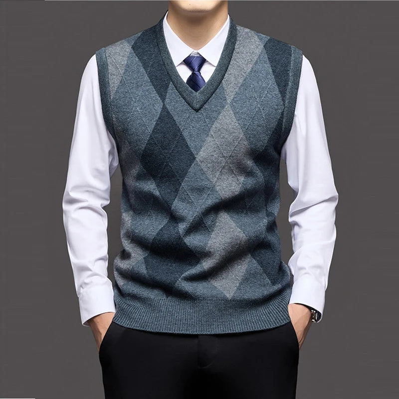 Men's Argyle Knit Jumper Vest with V-Neck and Ribbed Trim
