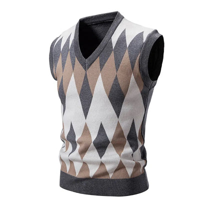 Men's Argyle Knit Sweater Vest with V-Neck Pattern