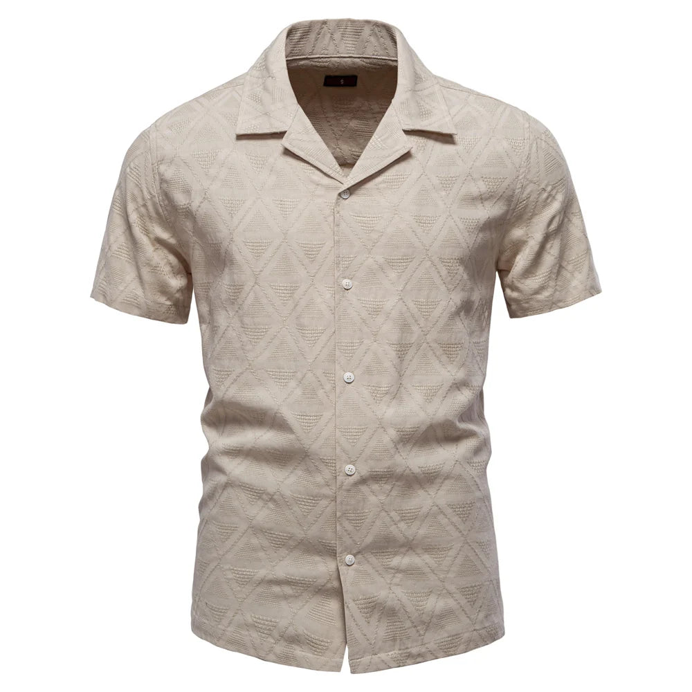 Men's Short Sleeve Shirt with Textured Pattern and Open Collar
